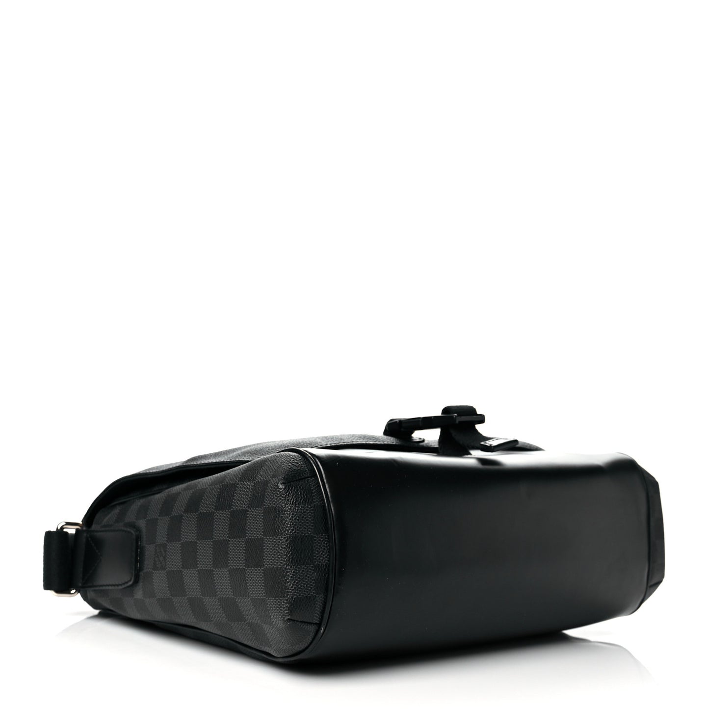 Damier Graphite Skyline Messenger MM