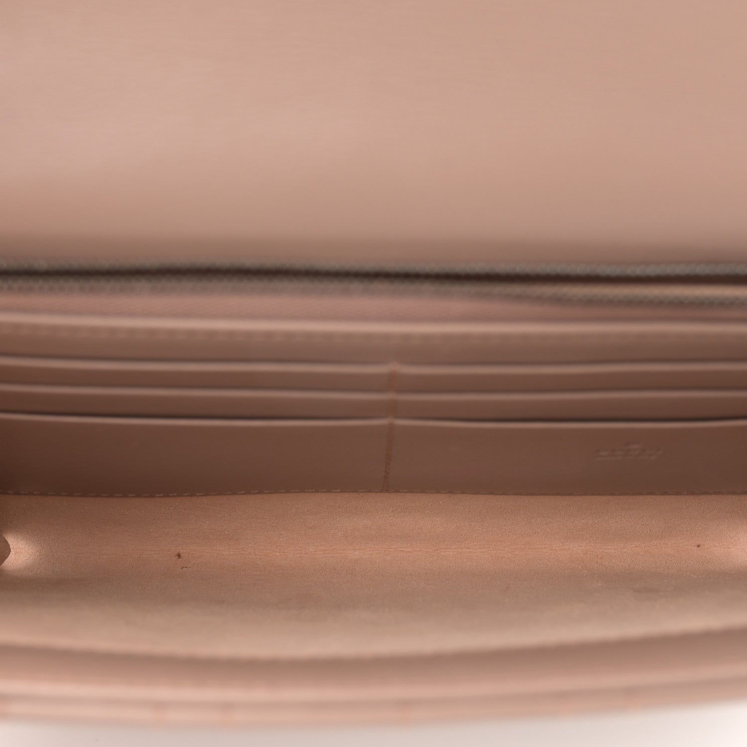 Gucci Calfskin Matelasse Mini Pearly GG Marmont Chain Wallet Porcelain Rose 5 of 9