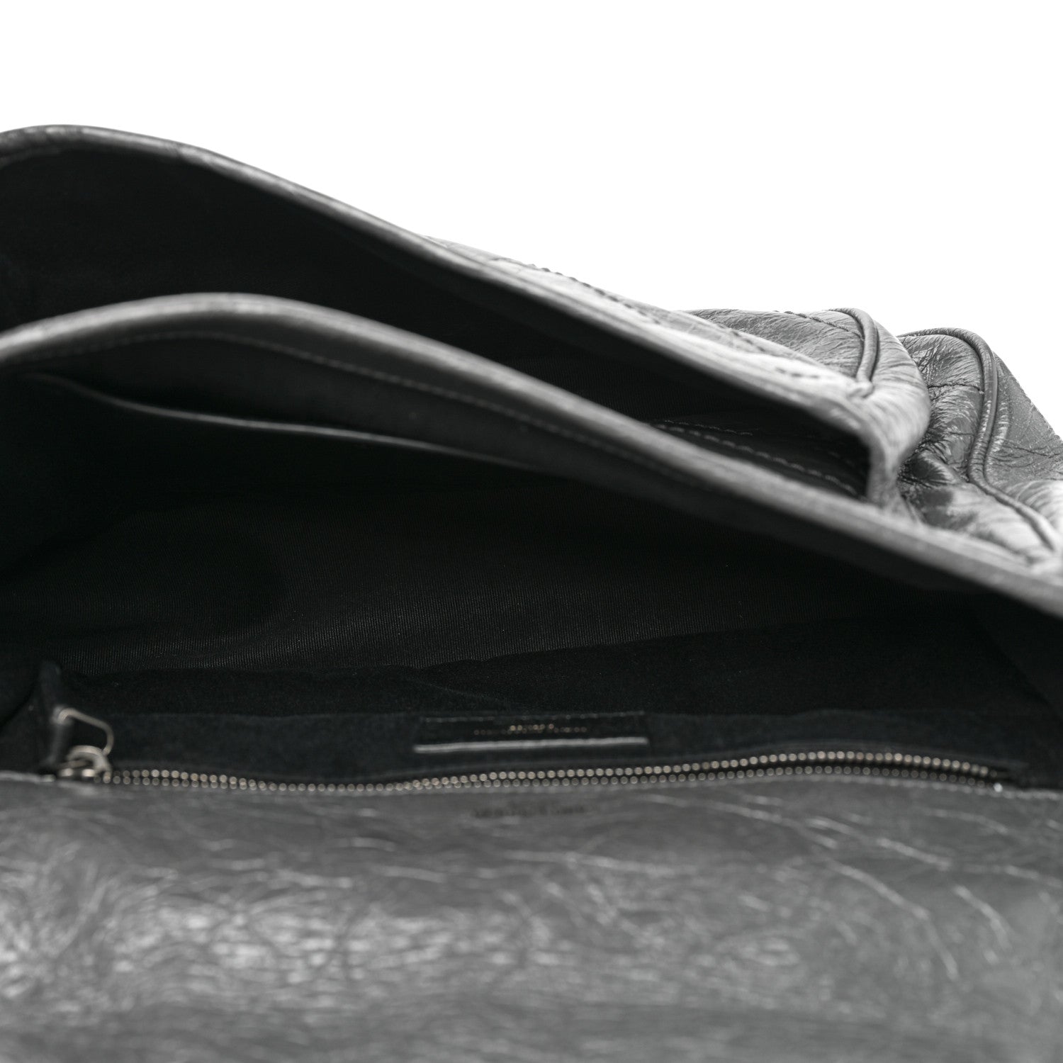 Saint Laurent Crinkled Calfskin Matelasse Monogram Medium Niki Chain Satchel Fog 4 of 13
