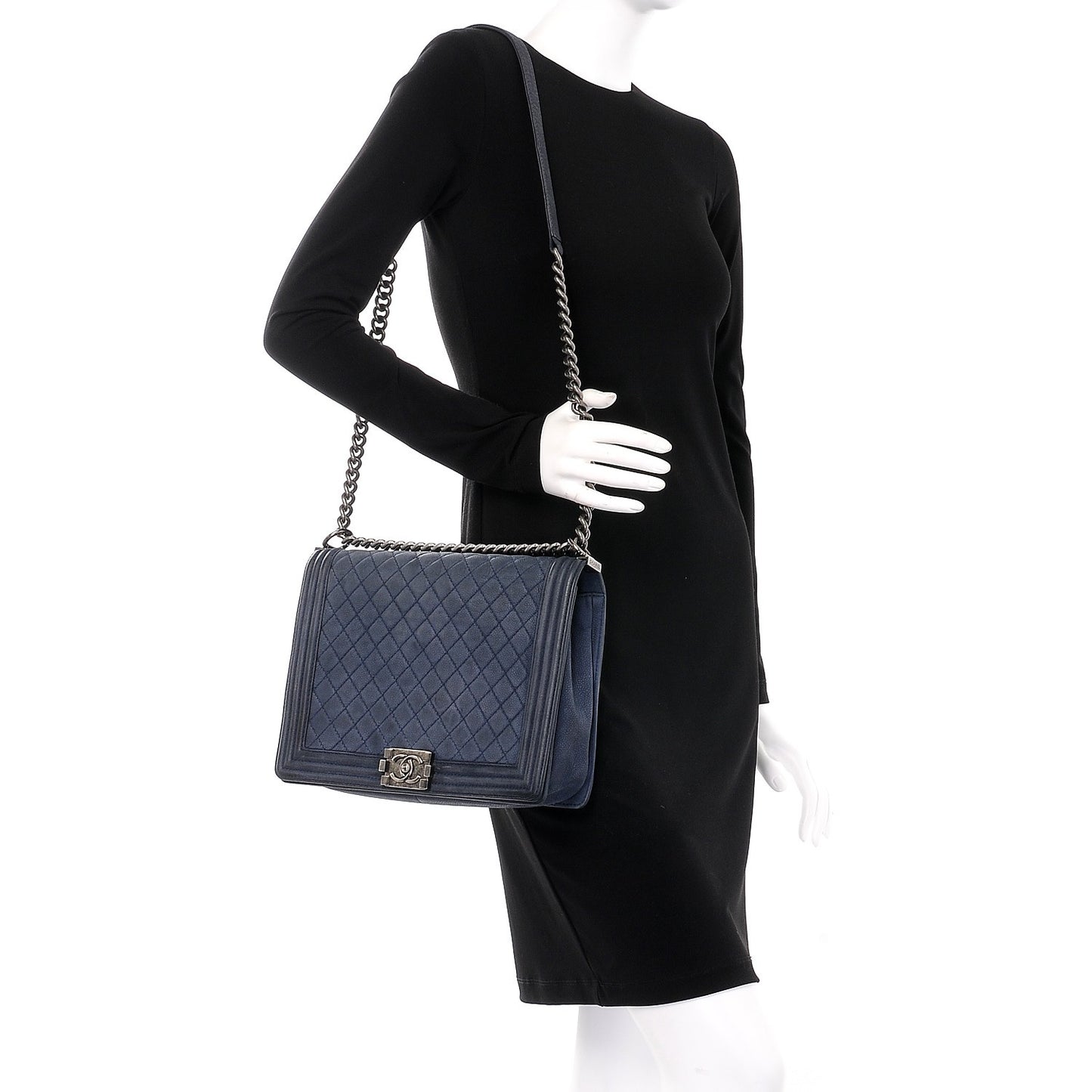 Iridescent Caviar Quilted Large Boy Flap Navy Blue