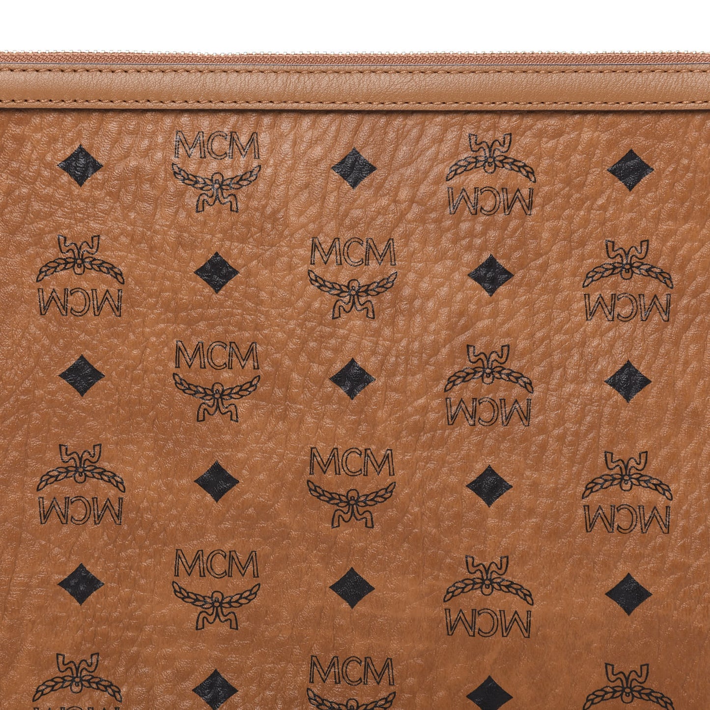 Visetos Medium Stark Wristlet Pouch Cognac