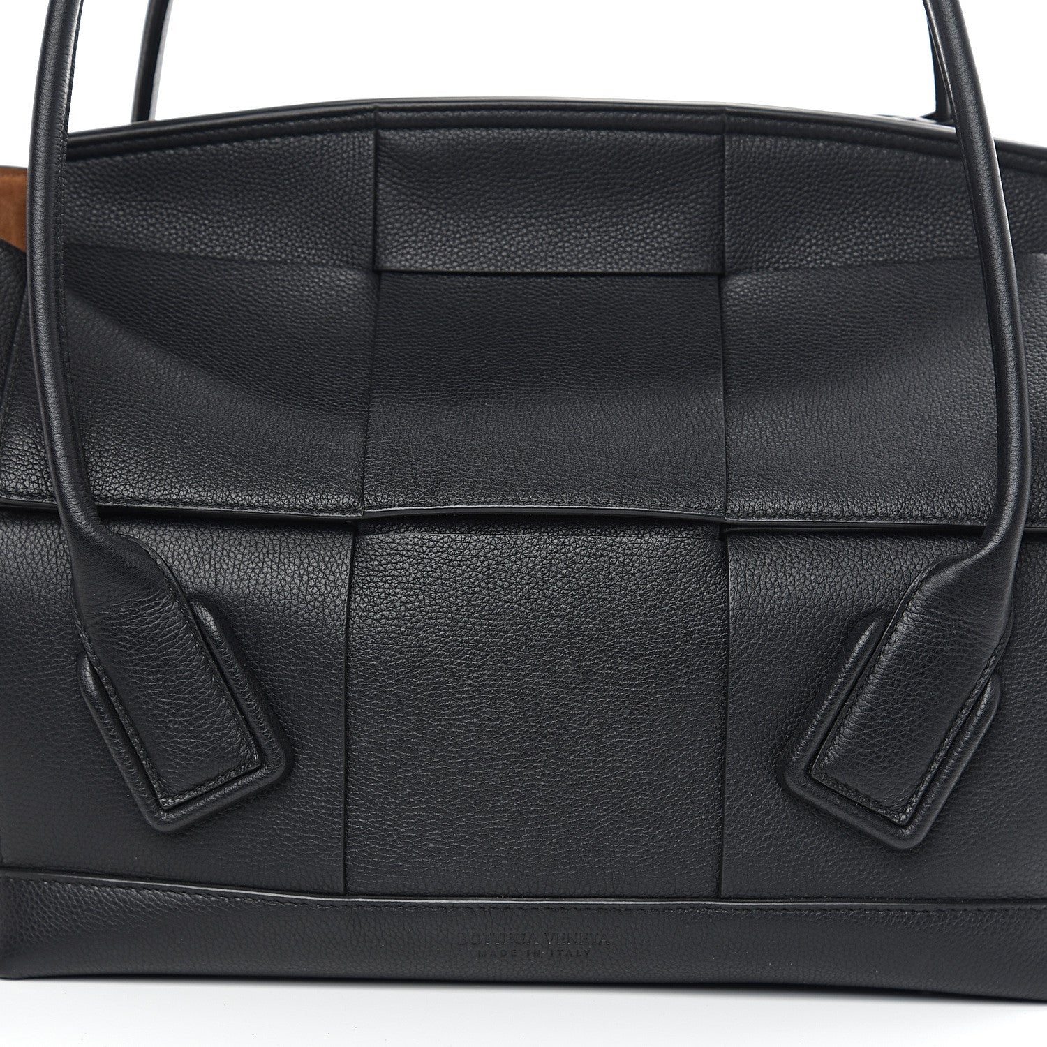 Bottega Veneta Grained Calfskin Maxi Intrecciato Medium Arco Black 8 of 8