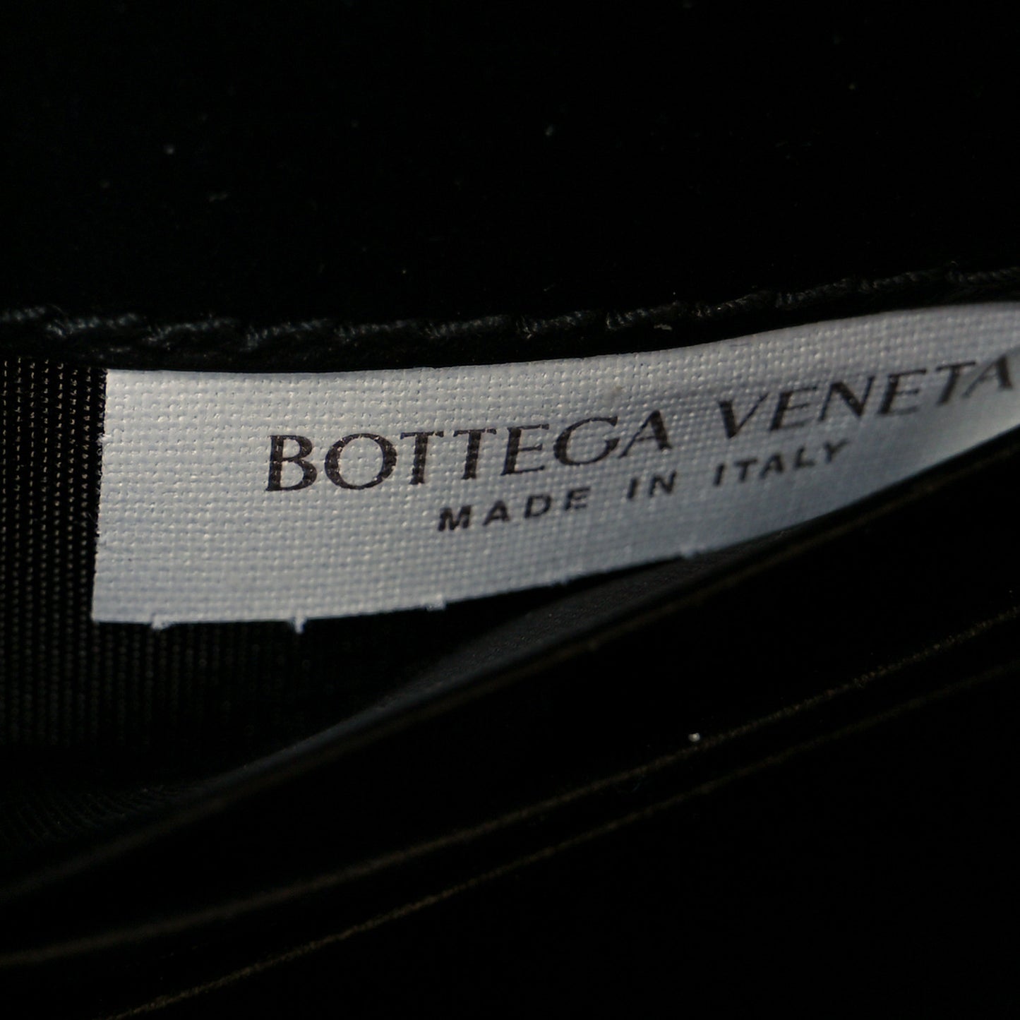 Nappa Intrecciato Long Andiamo Top Handle Clutch Black