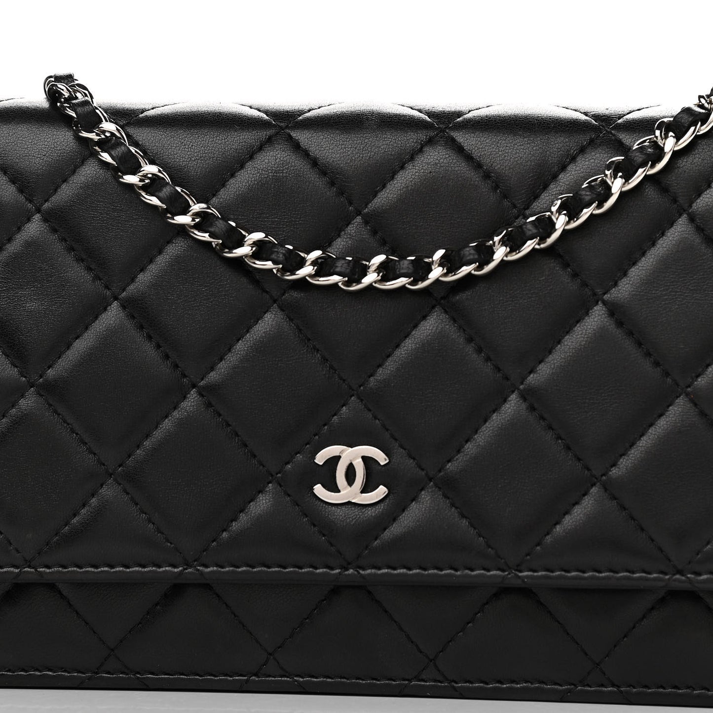 Lambskin Quilted Wallet On Chain WOC Black