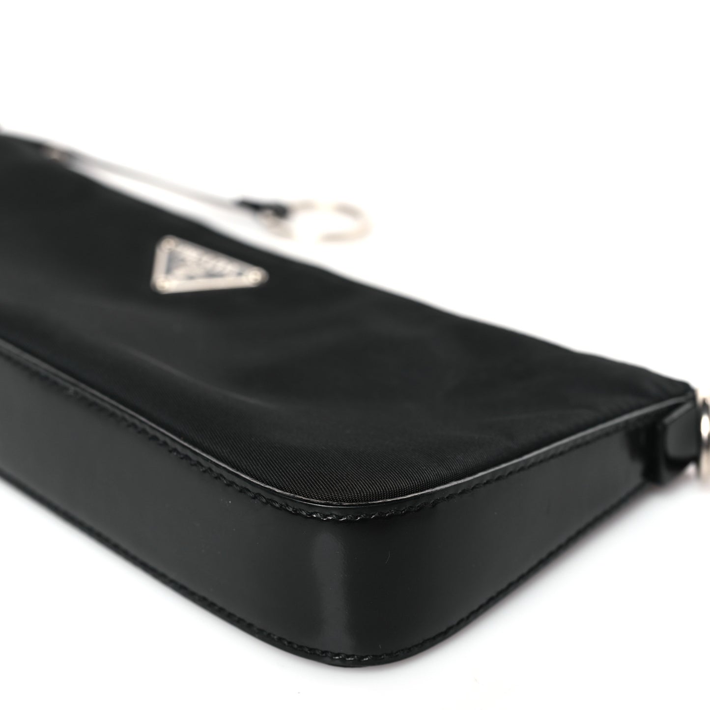 Nylon Vela Pouch Black