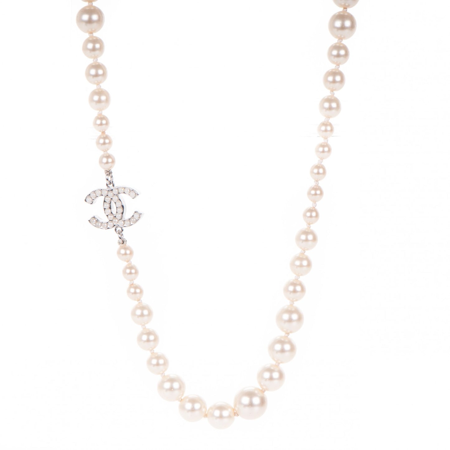 Graduated Pearl CC Long Necklace Silver