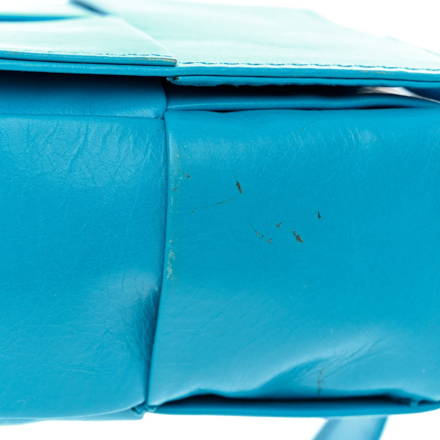 Bottega Veneta Paper Calfskin Intrecciato Cassette Belt Bag Pool 11 of 11