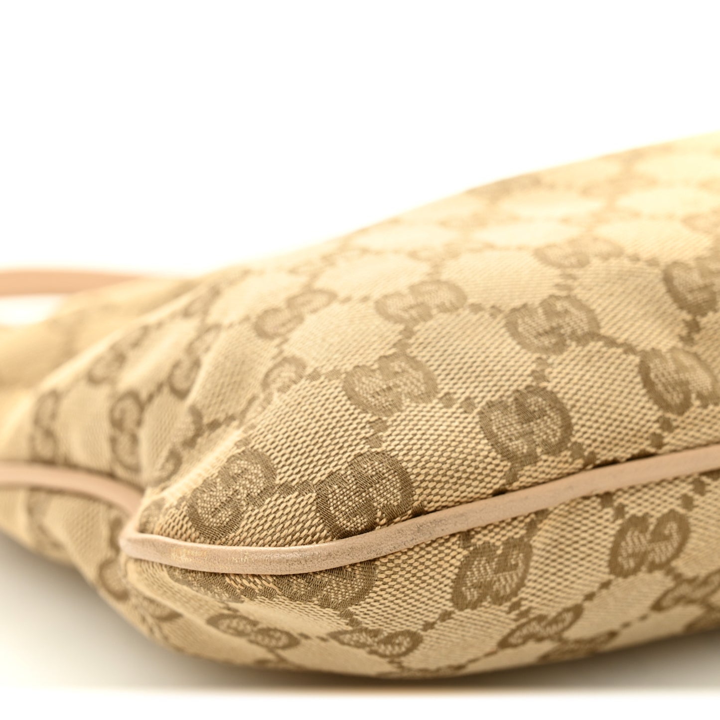 Monogram Medium New Britt Hobo Beige