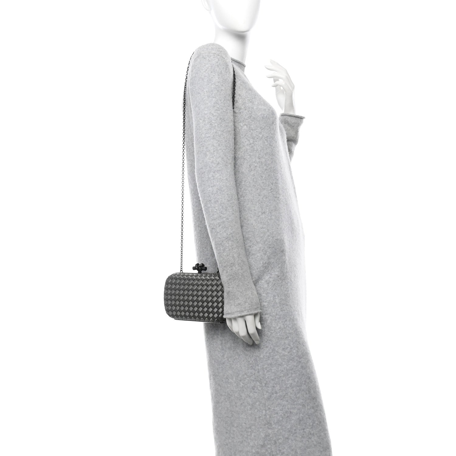 Bottega Veneta Silk Faille Intrecciato Raffia Knot Clutch Argento 2 of 9