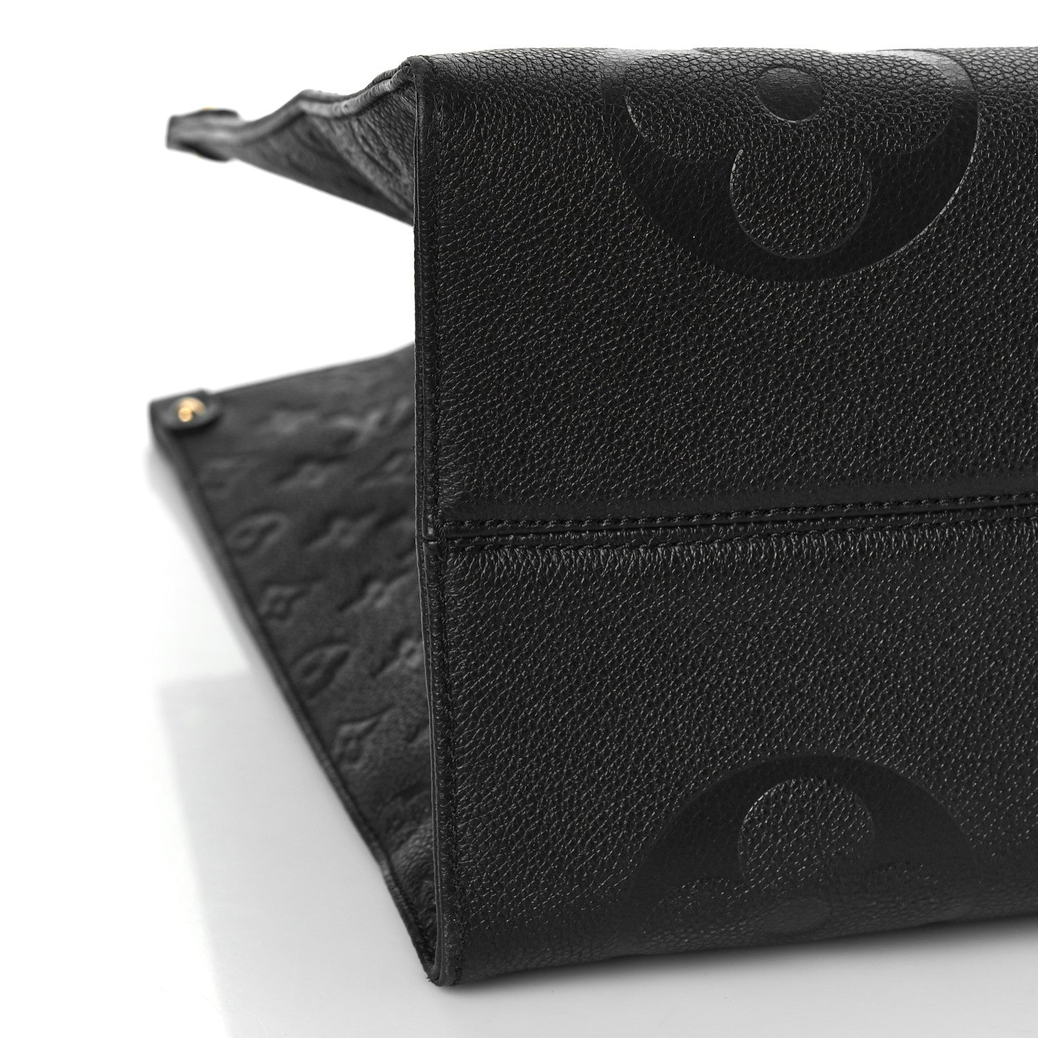 Louis Vuitton Empreinte Monogram Giant Onthego GM Black 8 of 9