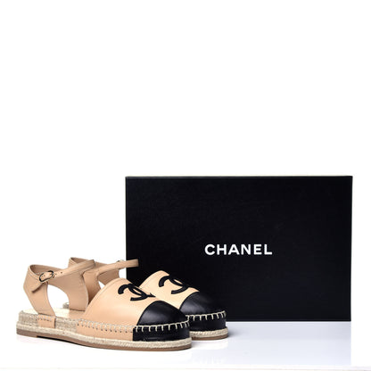 Chanel Lambskin Cap Toe CC Espadrille Sandals 40 Beige Black 10 of 10