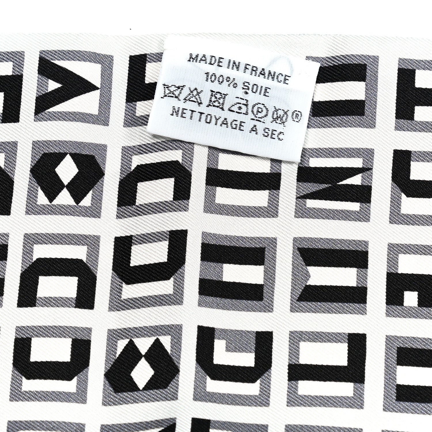 Hermes Silk Lettres Et Pois Maxi Twilly Cut Gris Black Menthol 4 of 4