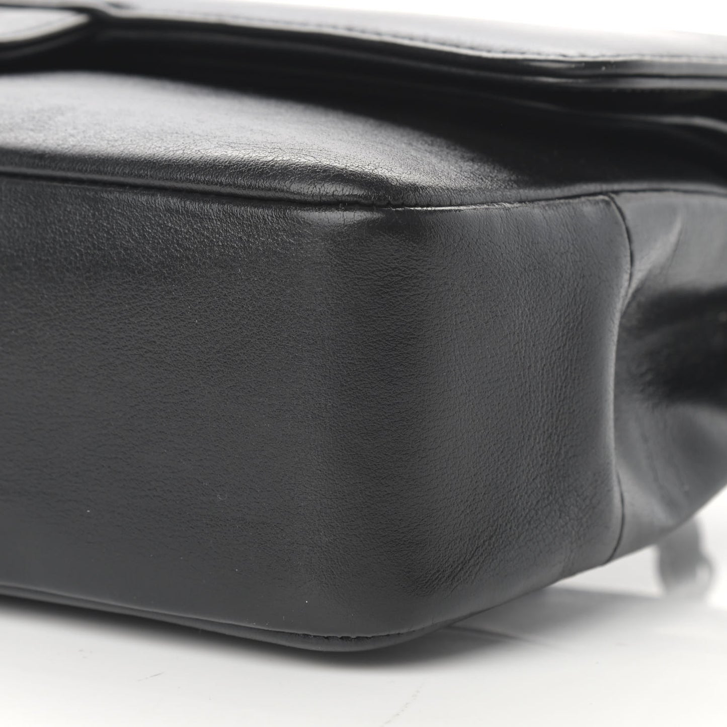 Calfskin Medium Classic Pure Double Flap Black