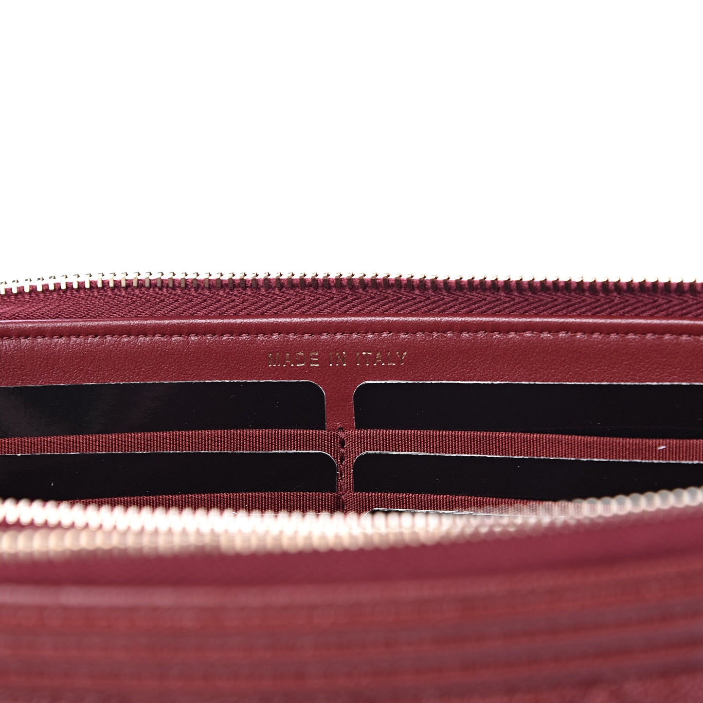 Caviar Quilted Small Zipped Boy Pouch Burgundy