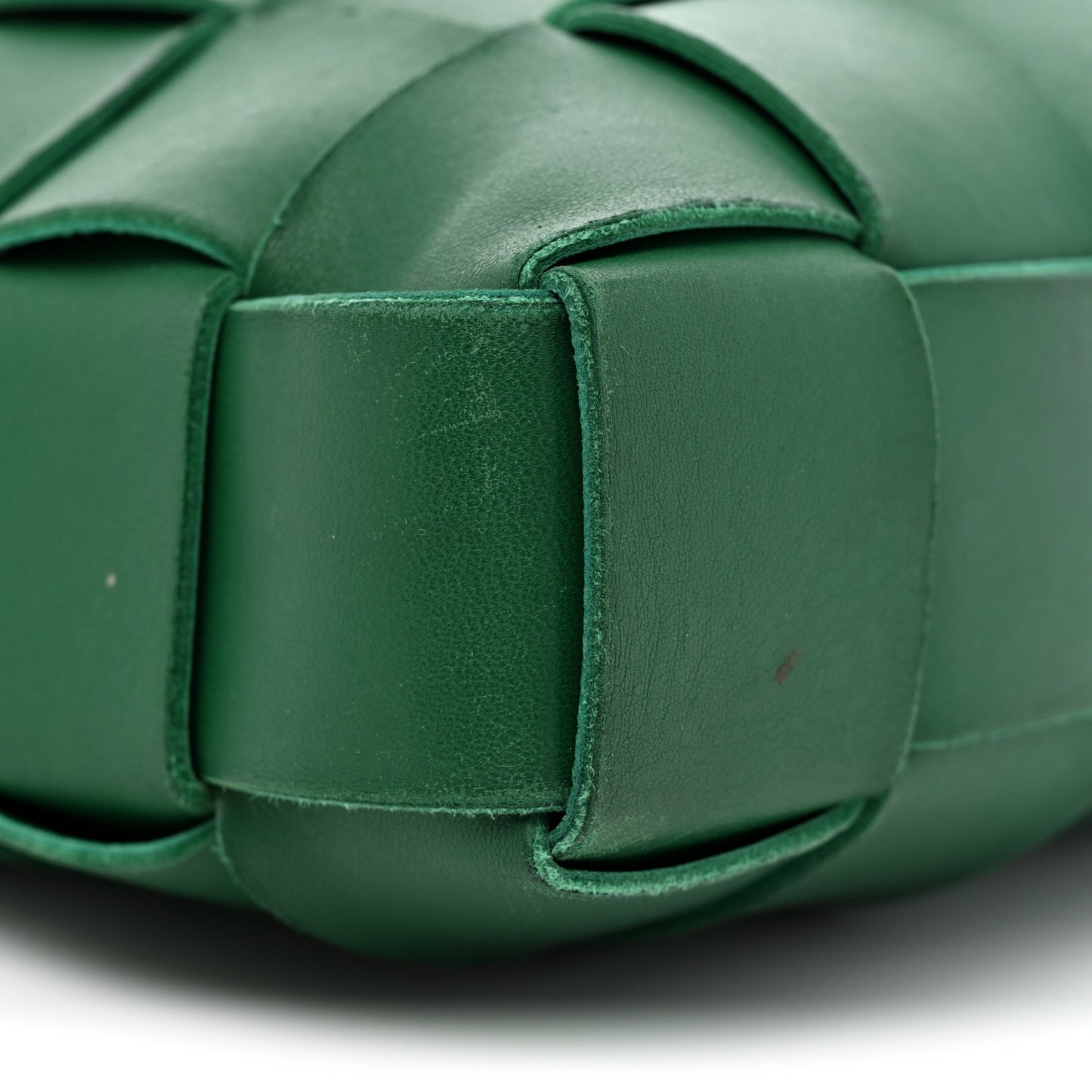 Lambskin Maxi Intrecciato Cassette Messenger Racing Green