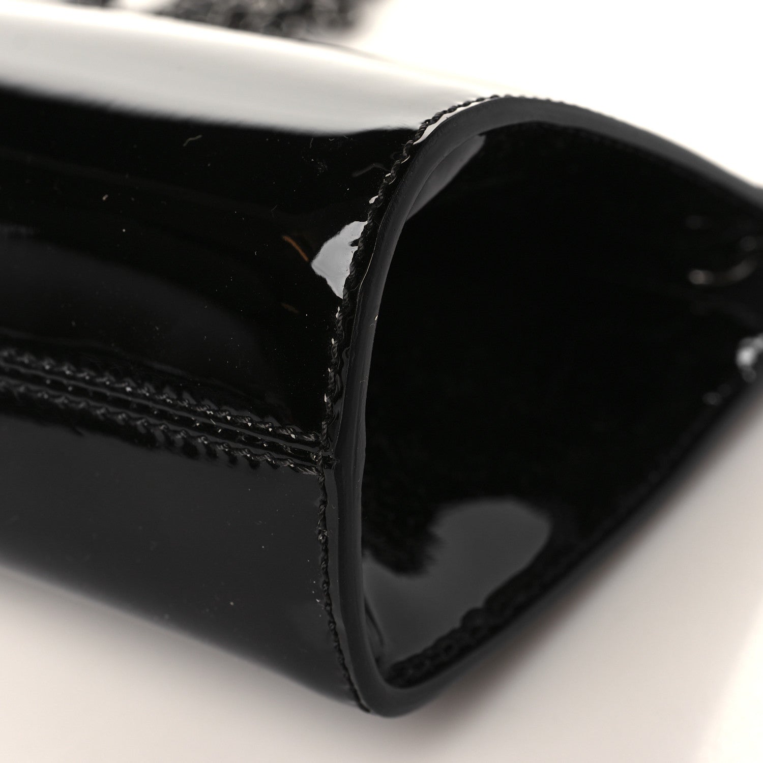 Tom Ford Patent Cosmo T Lock Chain Bag Black 7 of 7