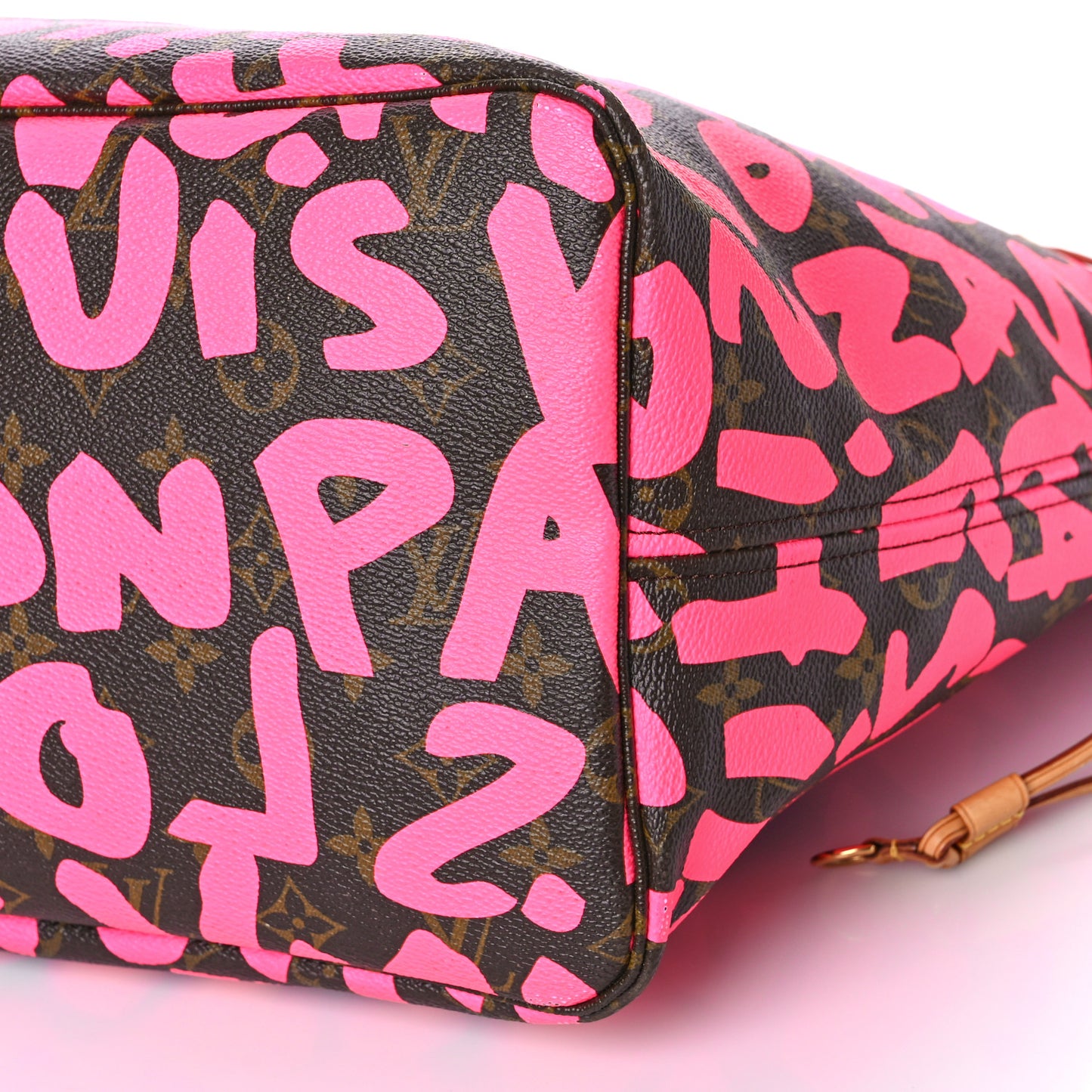 Monogram Graffiti Neverfull GM Fuchsia