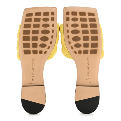 Bottega Veneta Nappa Matelasse Padded Flat Sandals 37 Pear 6 of 9