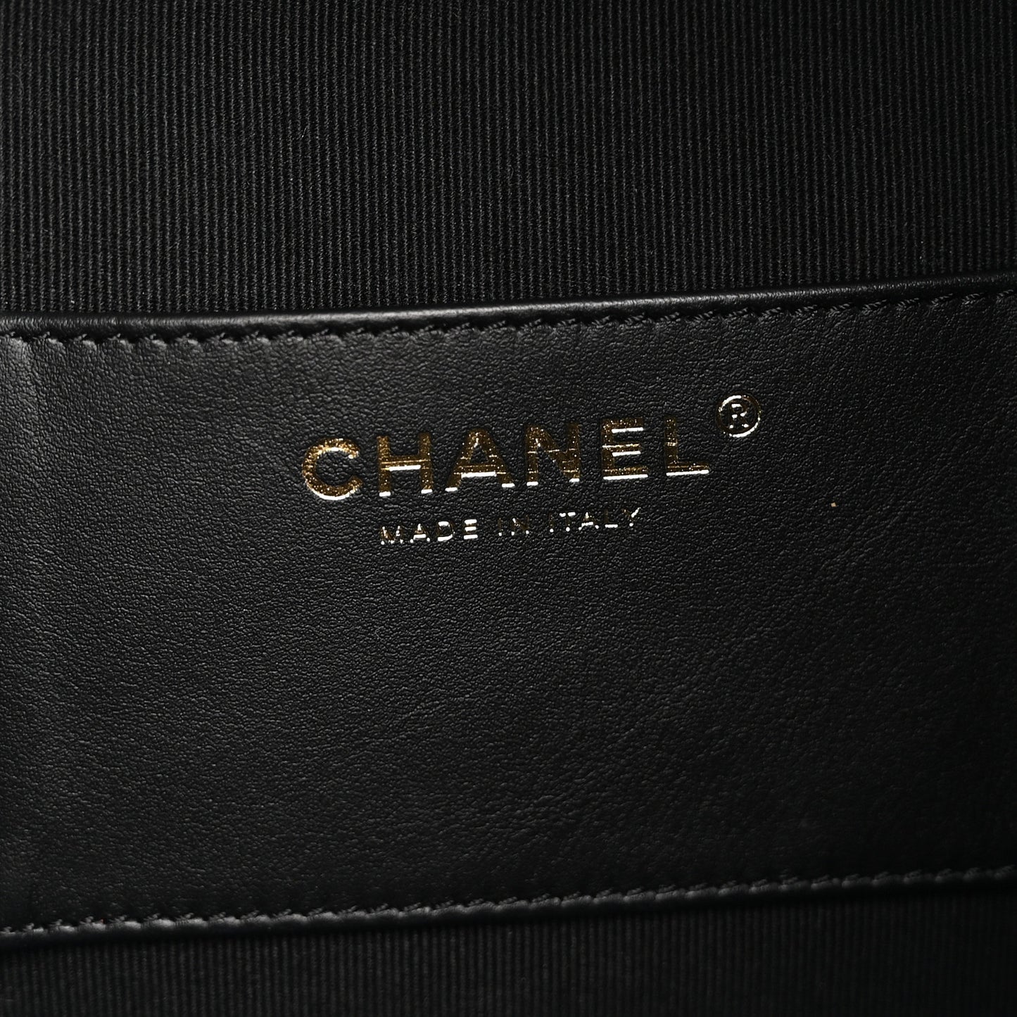 Shiny Crumpled Calfskin Quilted Medium Chanel 25 Handbag Black
