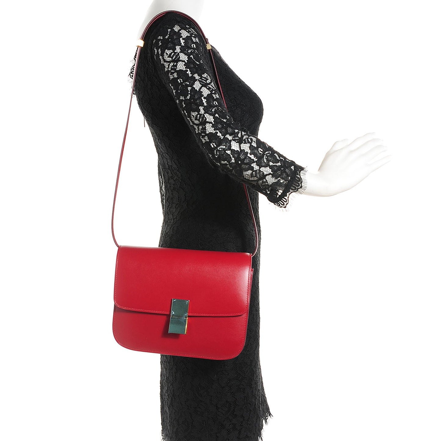 Smooth Calfskin Medium Classic Box Flap Bag Red