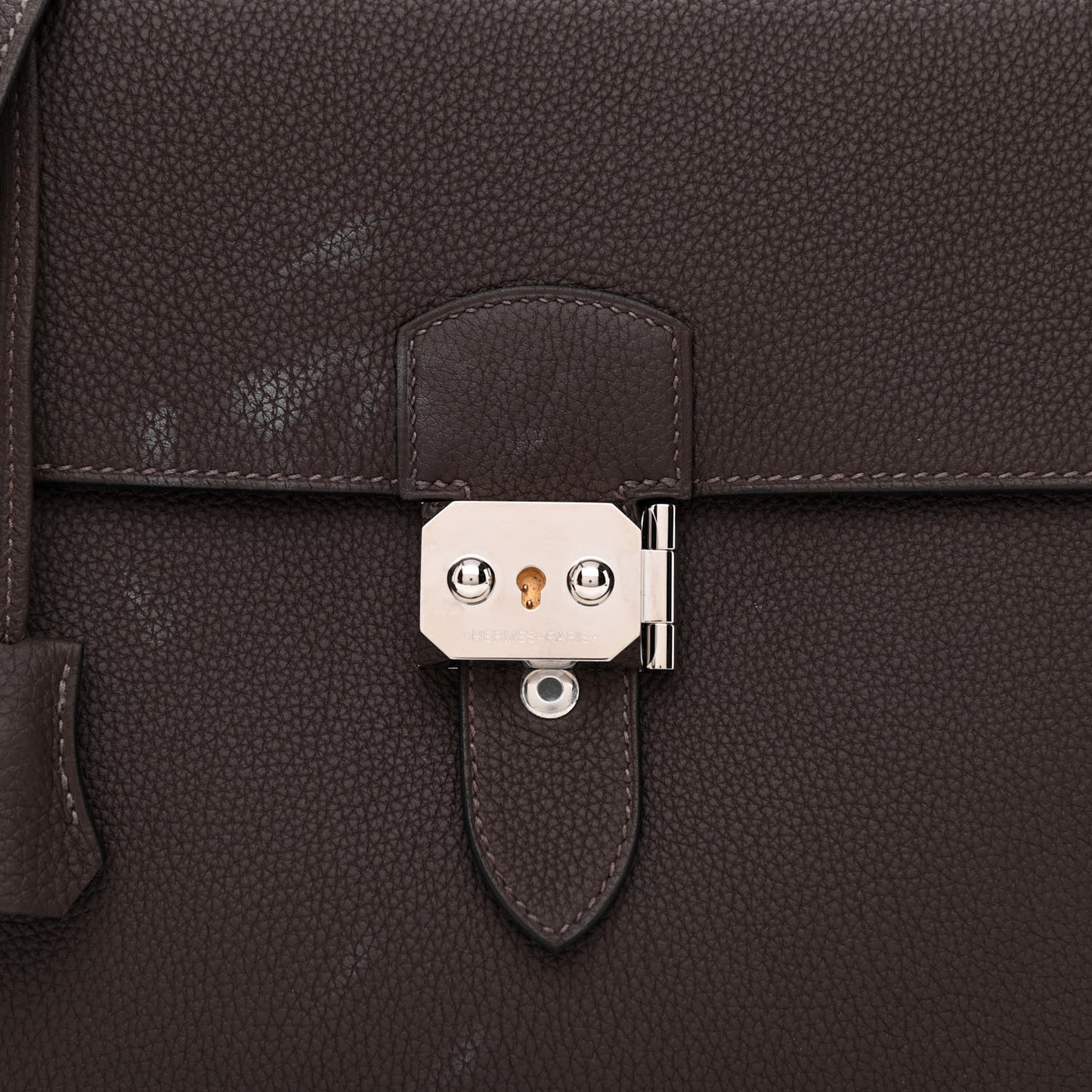 Togo Sac A Depeches 29 Messenger Bag Ebene