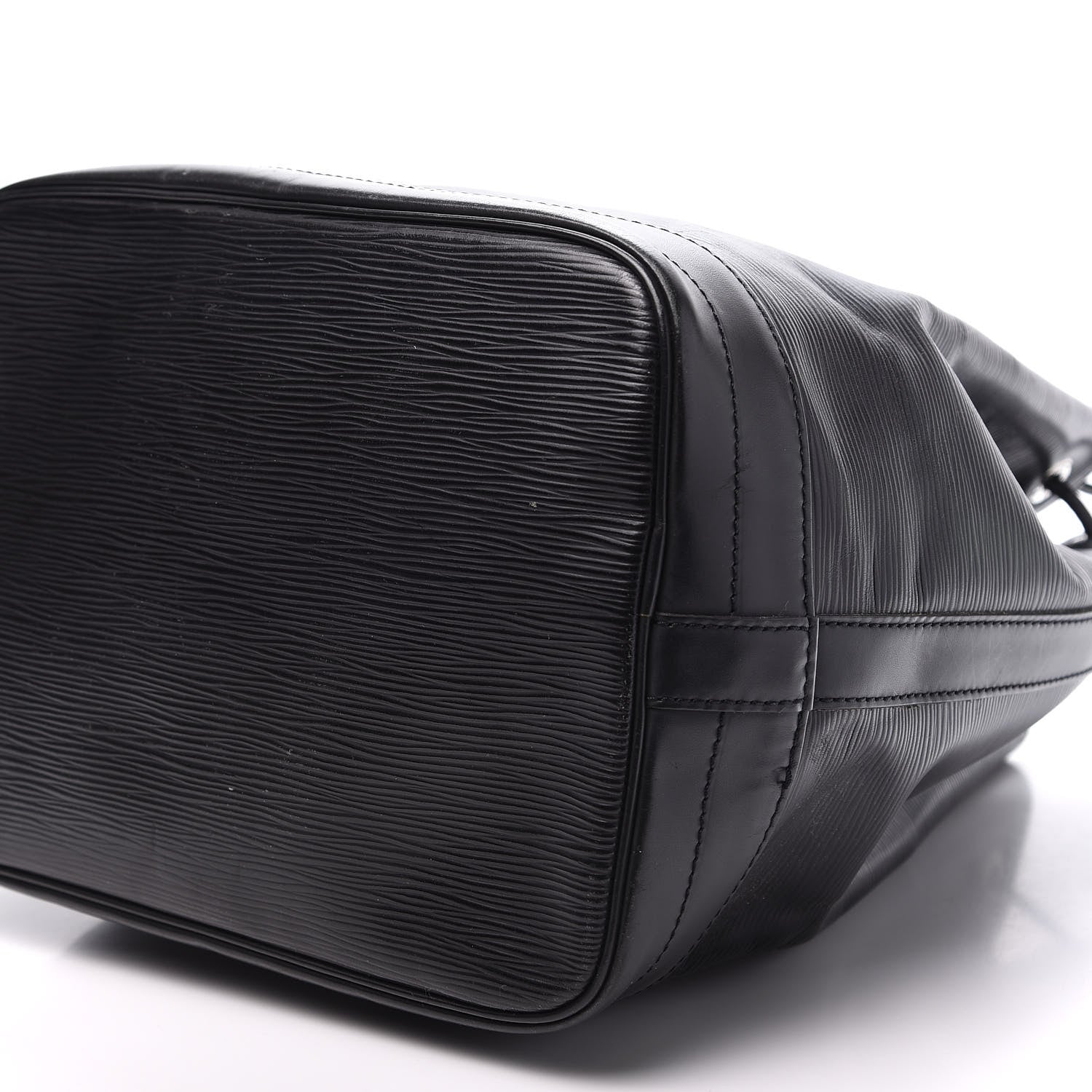 Louis Vuitton Epi Noe Black 7 of 9