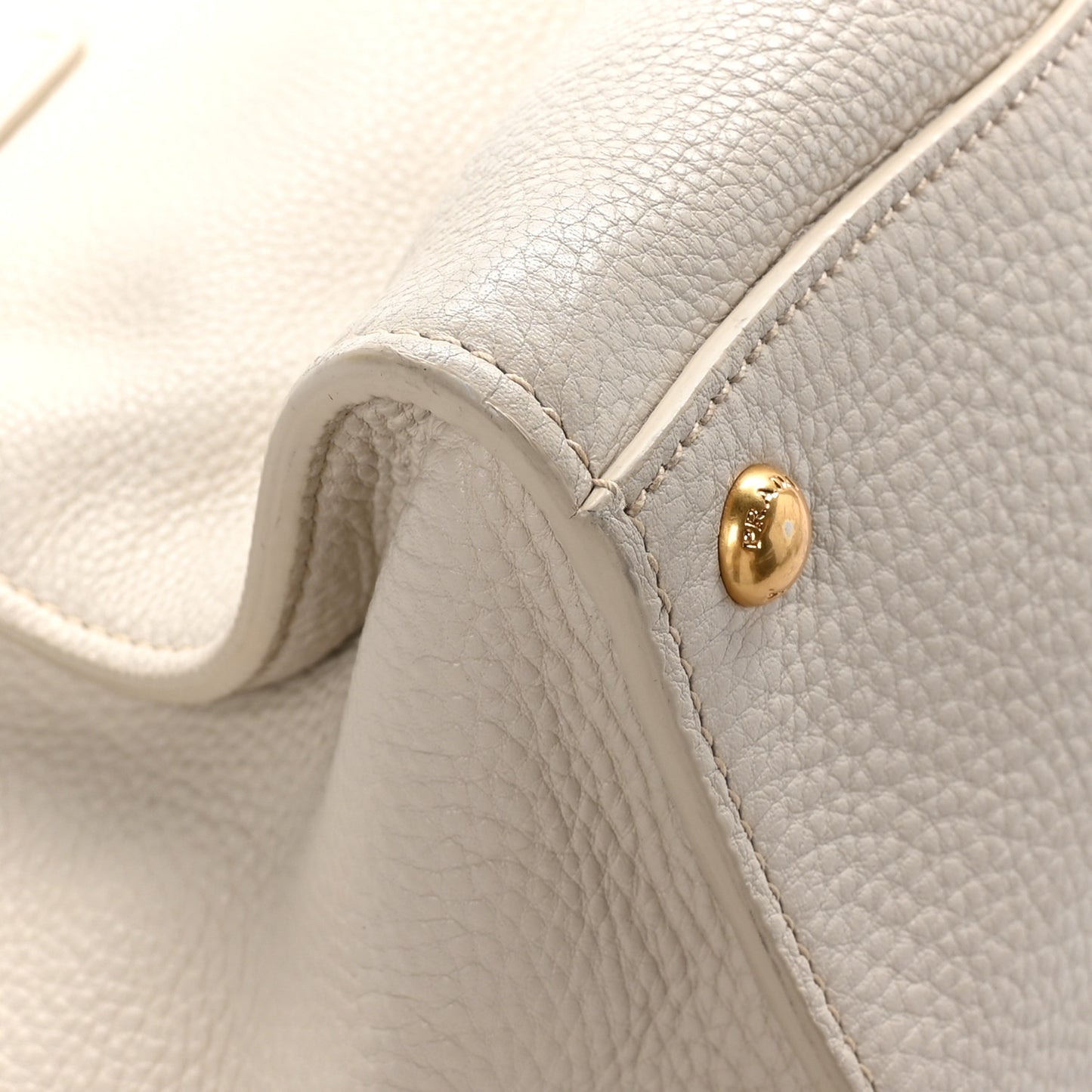 Vitello Daino Shopping Tote Talco