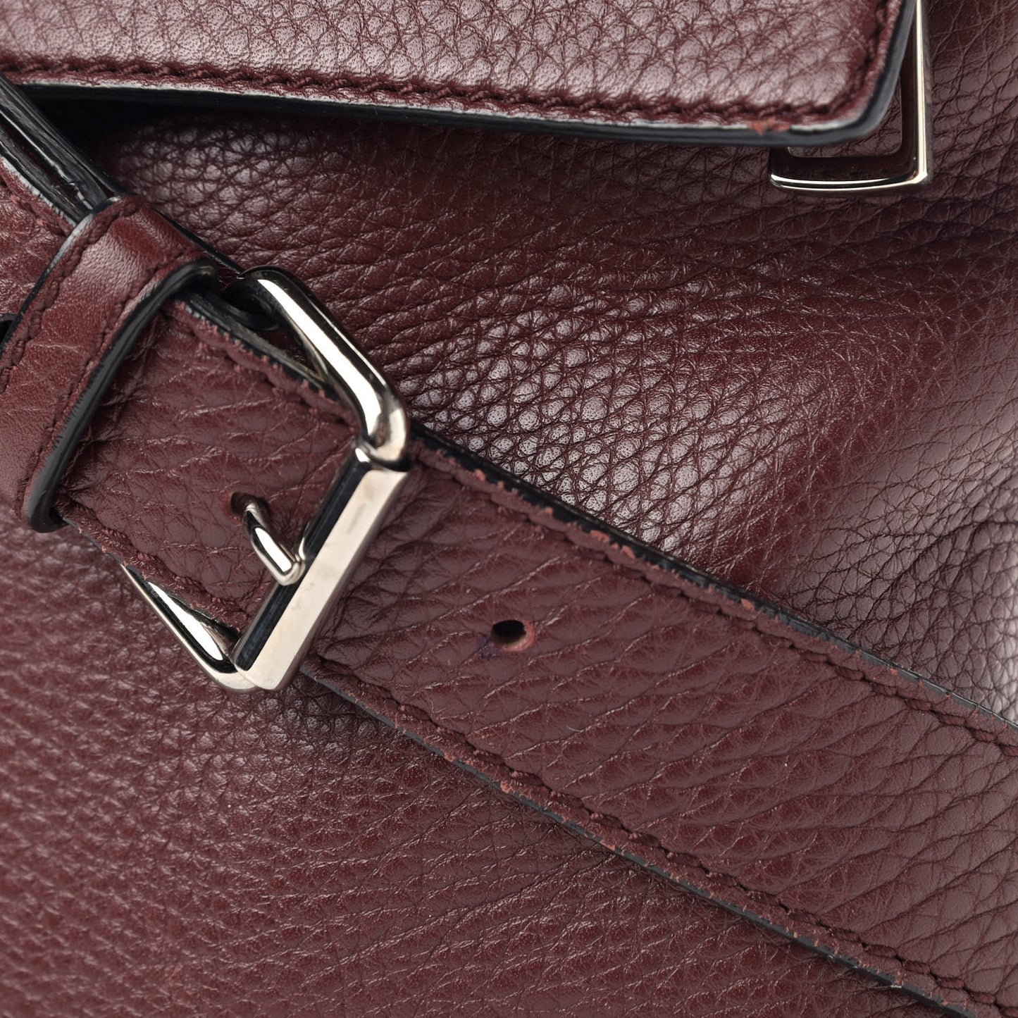 Pebbled Calfskin Medium Soho Messenger Bag Bordeaux