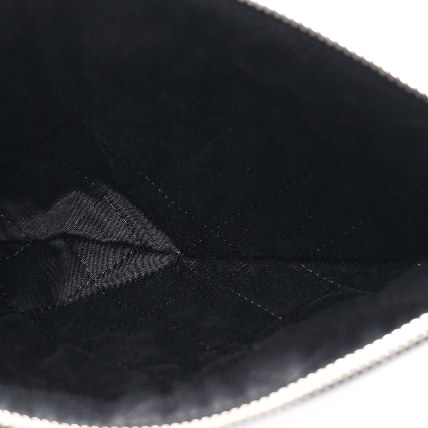 Shiny Calfskin Quilted Chanel 22 Black