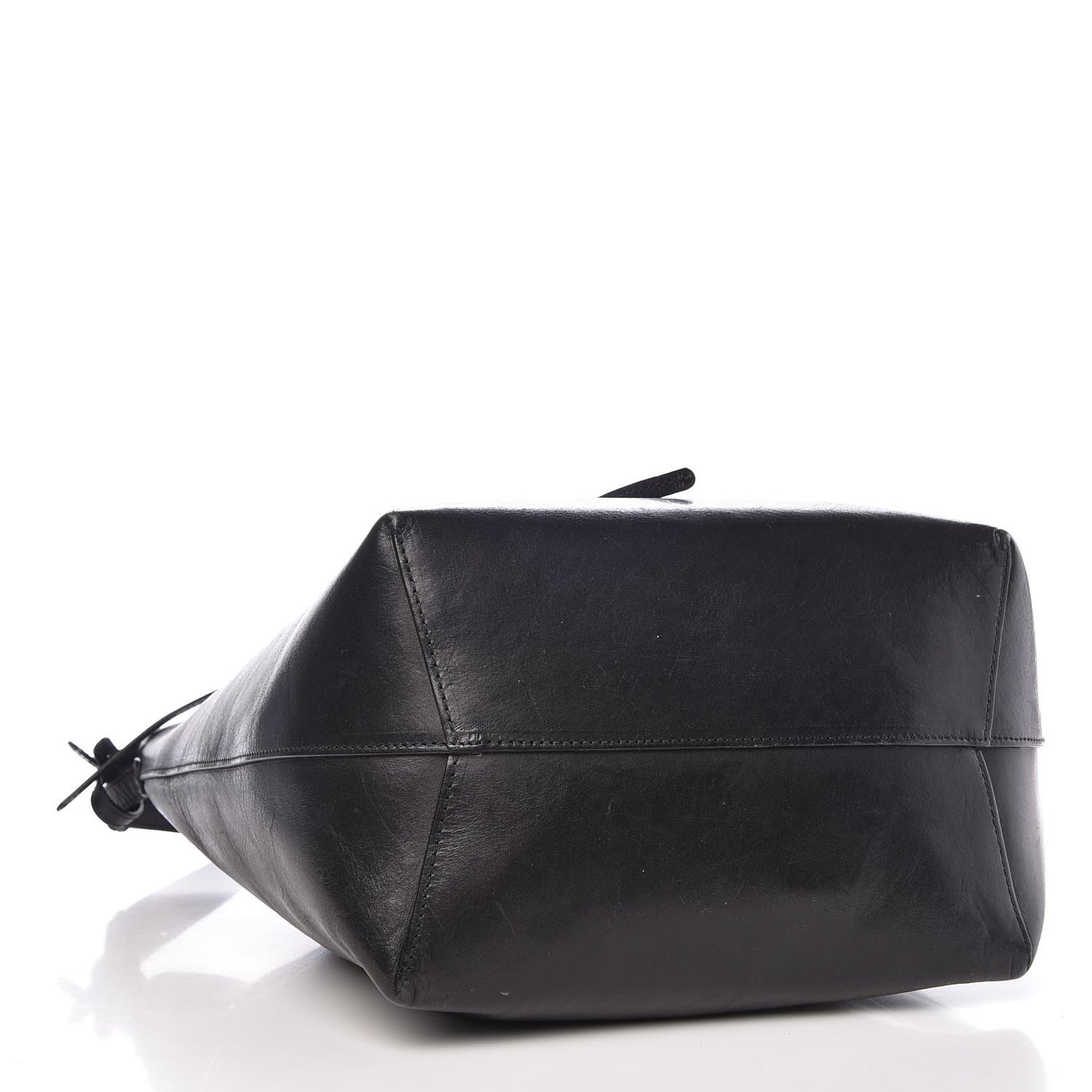 Vegetable Tanned Calfskin Bucket Bag Black