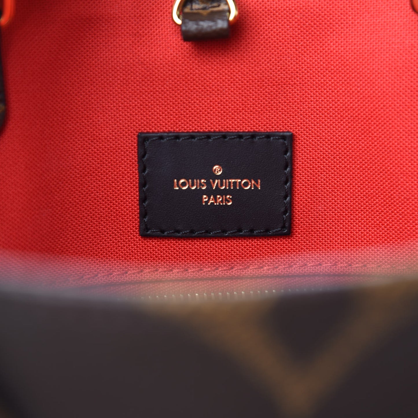 Reverse Monogram Giant Onthego MM