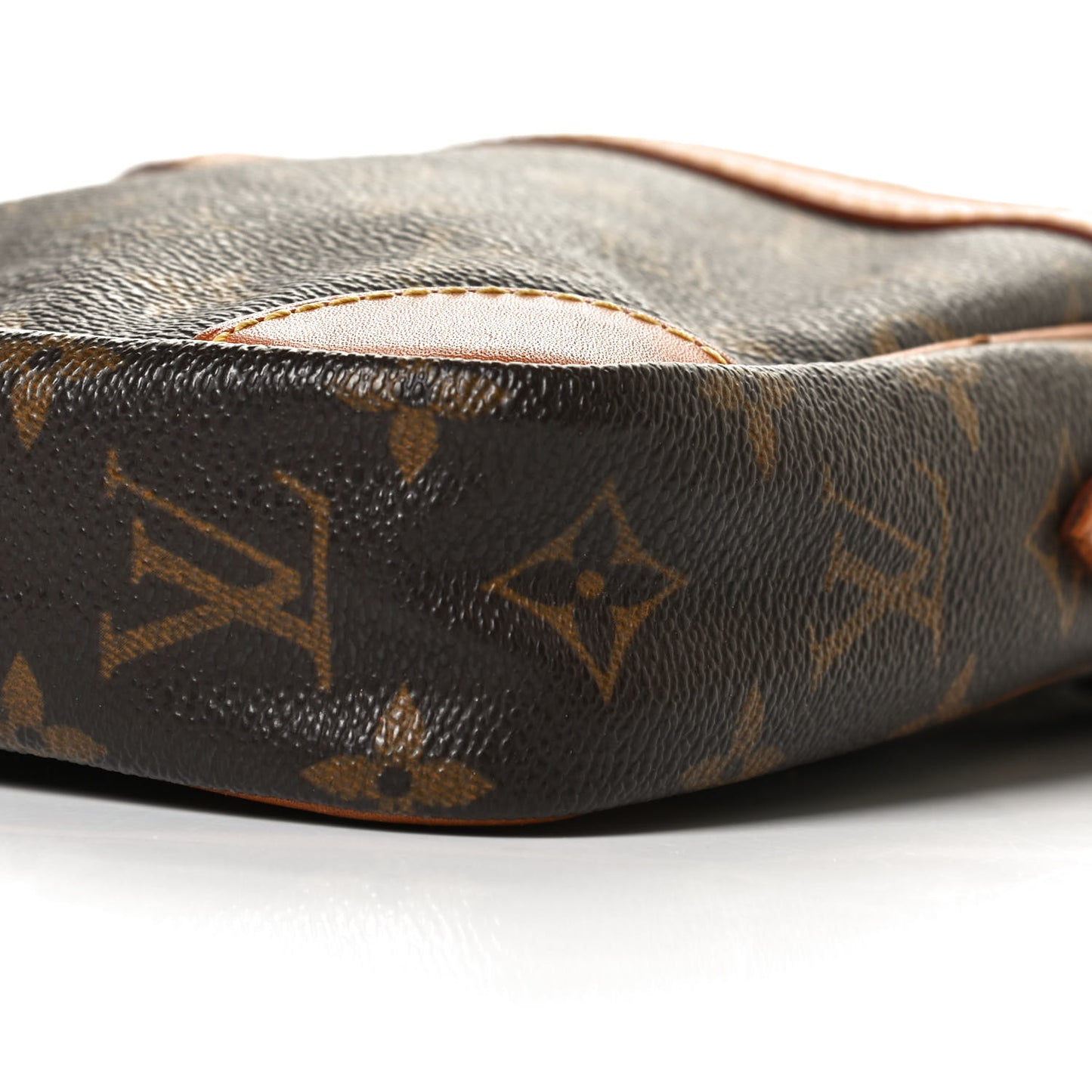 Monogram Danube 21