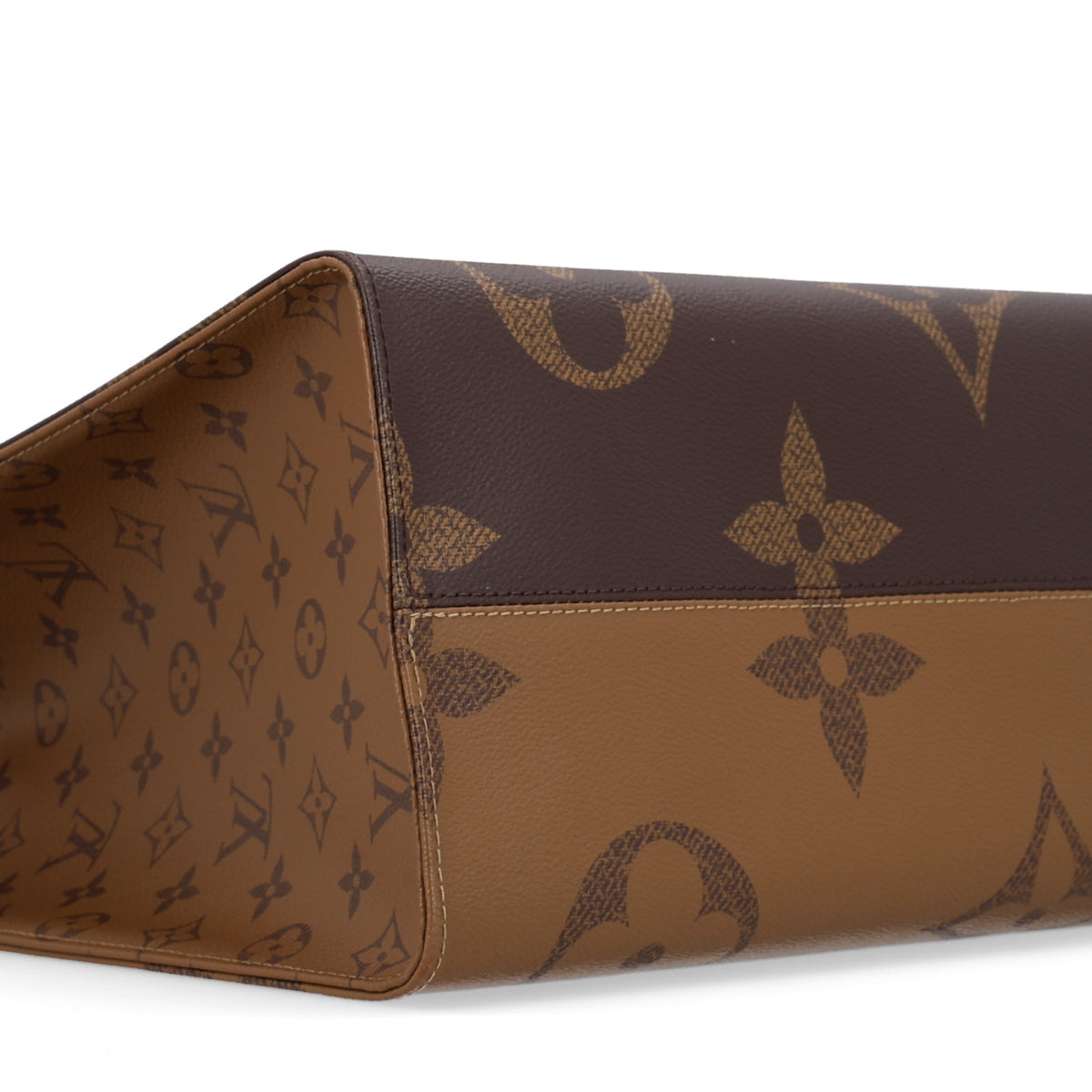 Reverse Monogram Giant Onthego GM