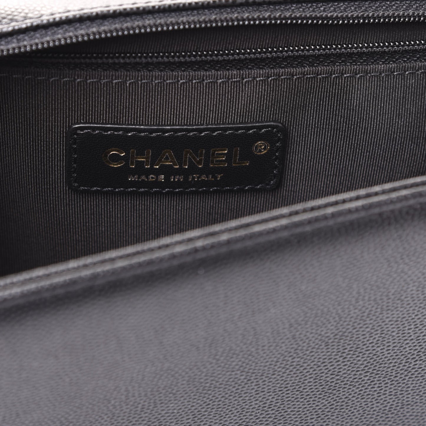 Caviar Quilted Large Boy Flap Black
