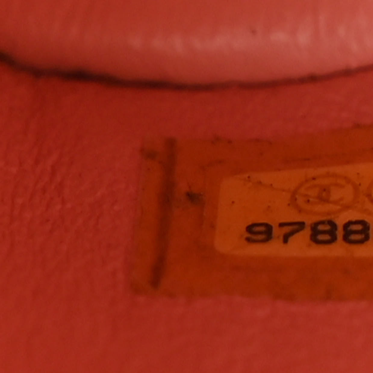 Caviar Quilted Medallion Tote Light Pink