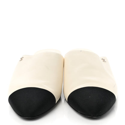 Chanel Lambskin Grosgrain Cap Toe CC Mules 39.5 White Black 2 of 13