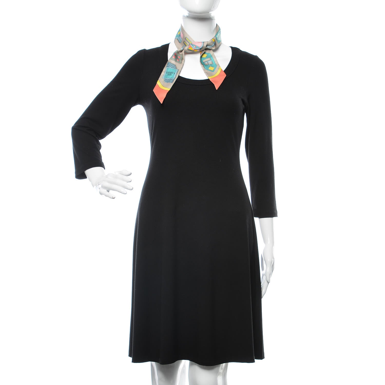 Hermes Silk Carre En Boucles Twilly Mastic Saumon Vert 2 of 5