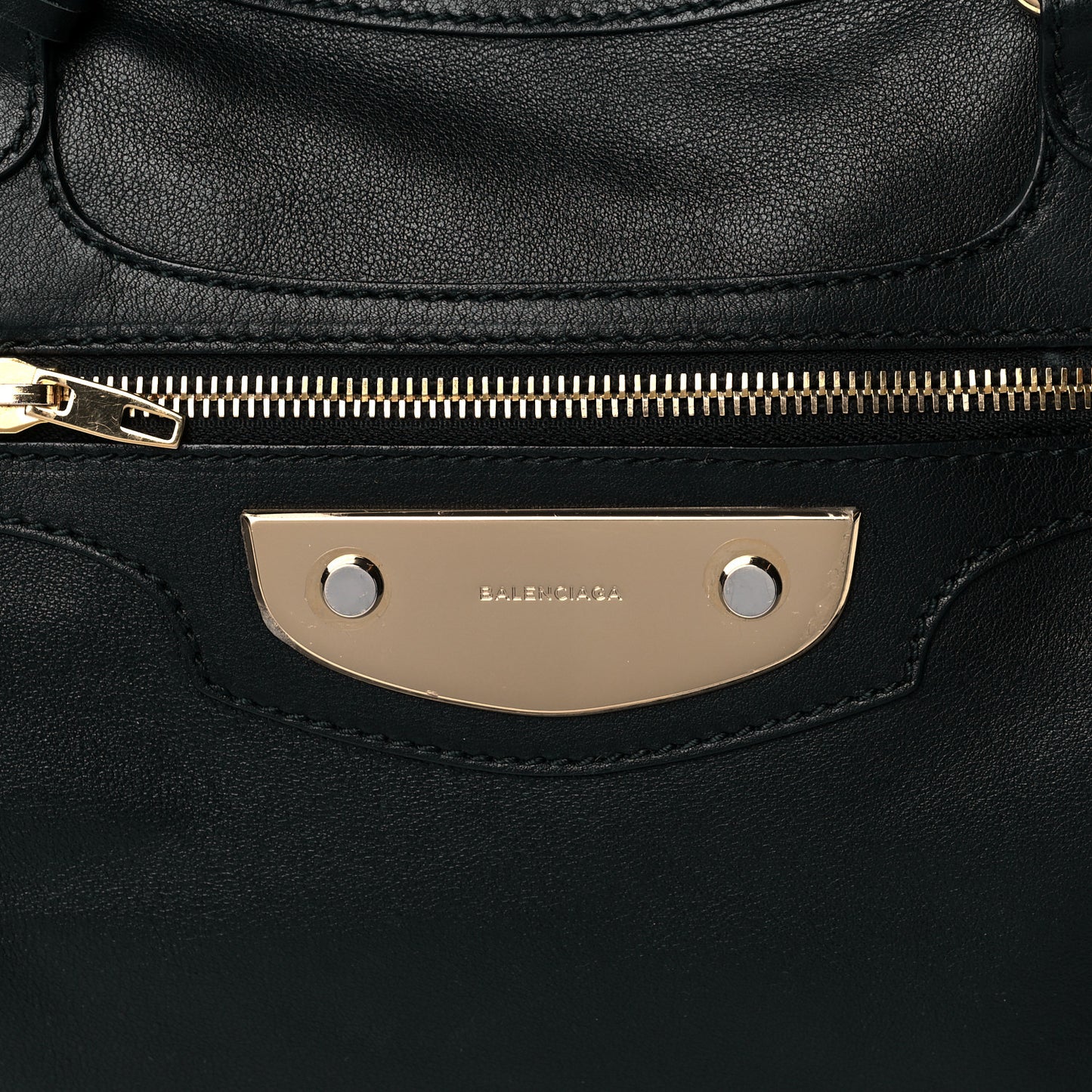 Veau Amp Plate Gold Hardware City Black