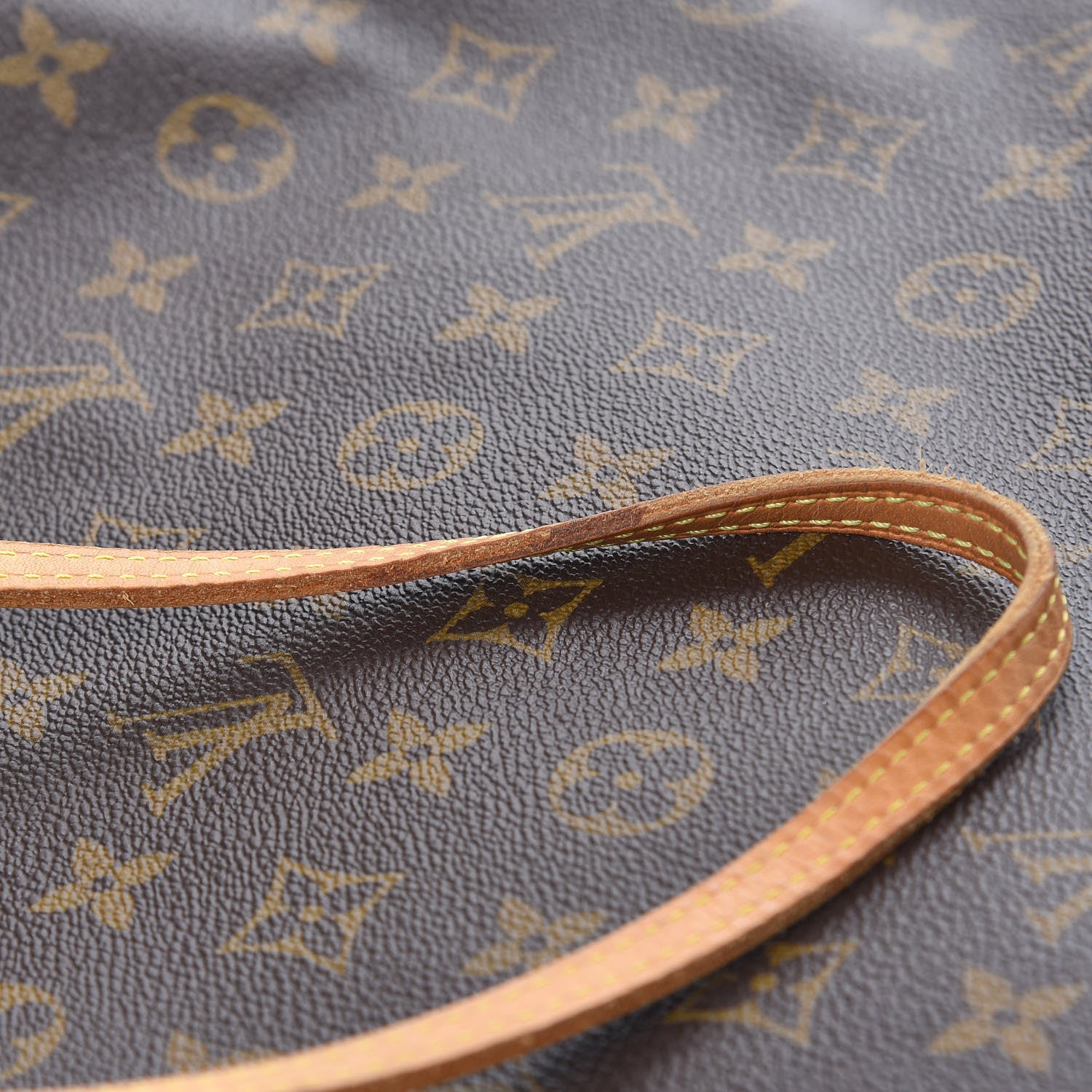Louis Vuitton Monogram Neverfull MM 11 of 20