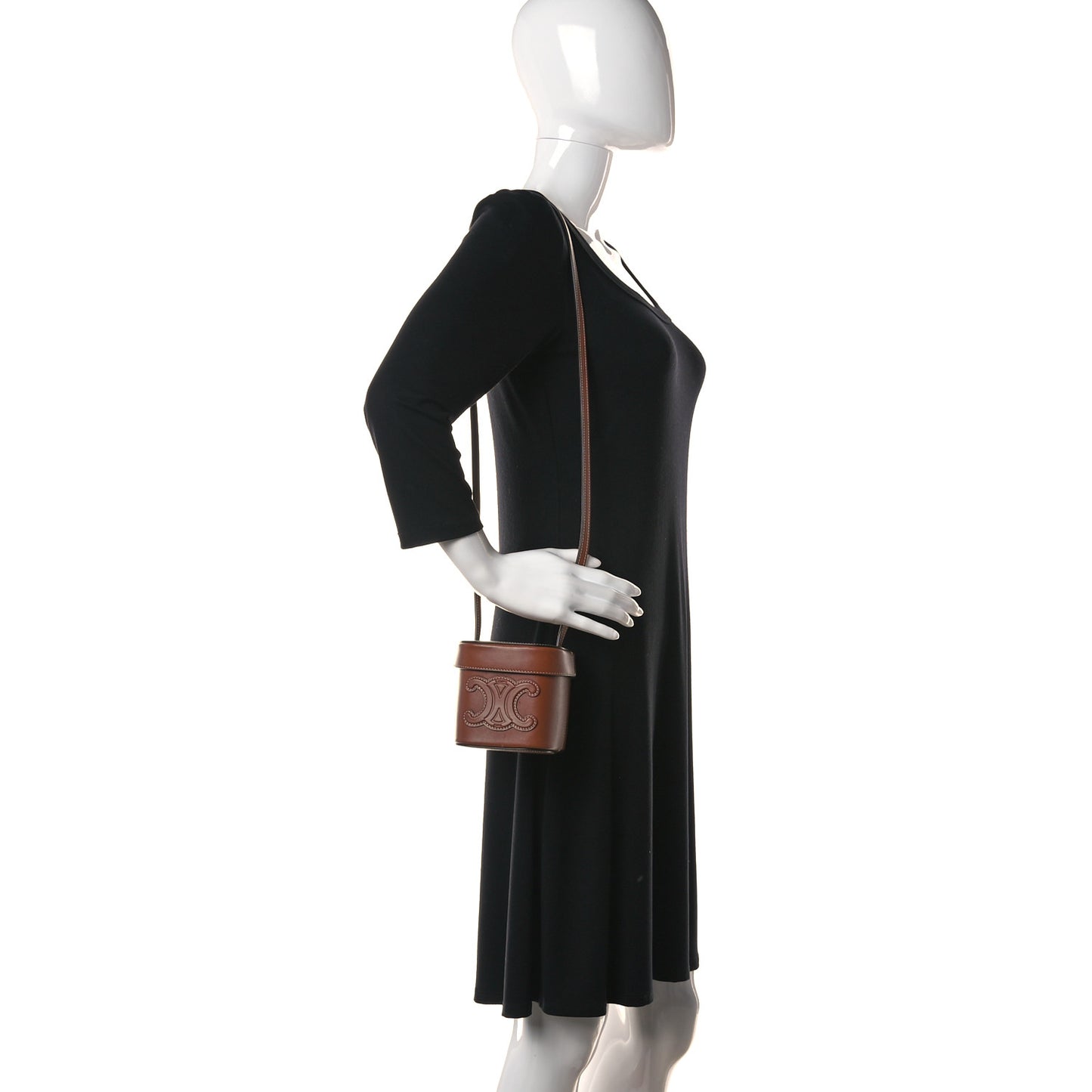 Smooth Calfskin Small Cuir Triomphe Box Tan