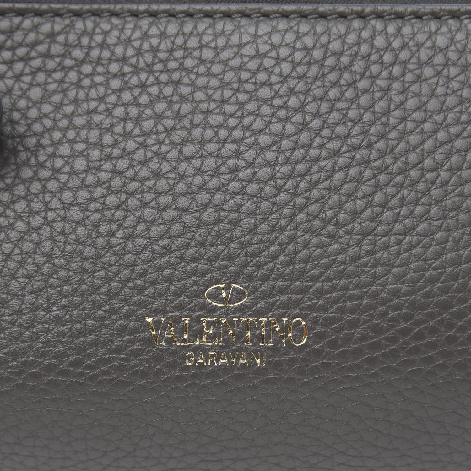 Valentino Garavani Grained Calfskin Rockstud Belt Bag 95 Graphite 6 of 9