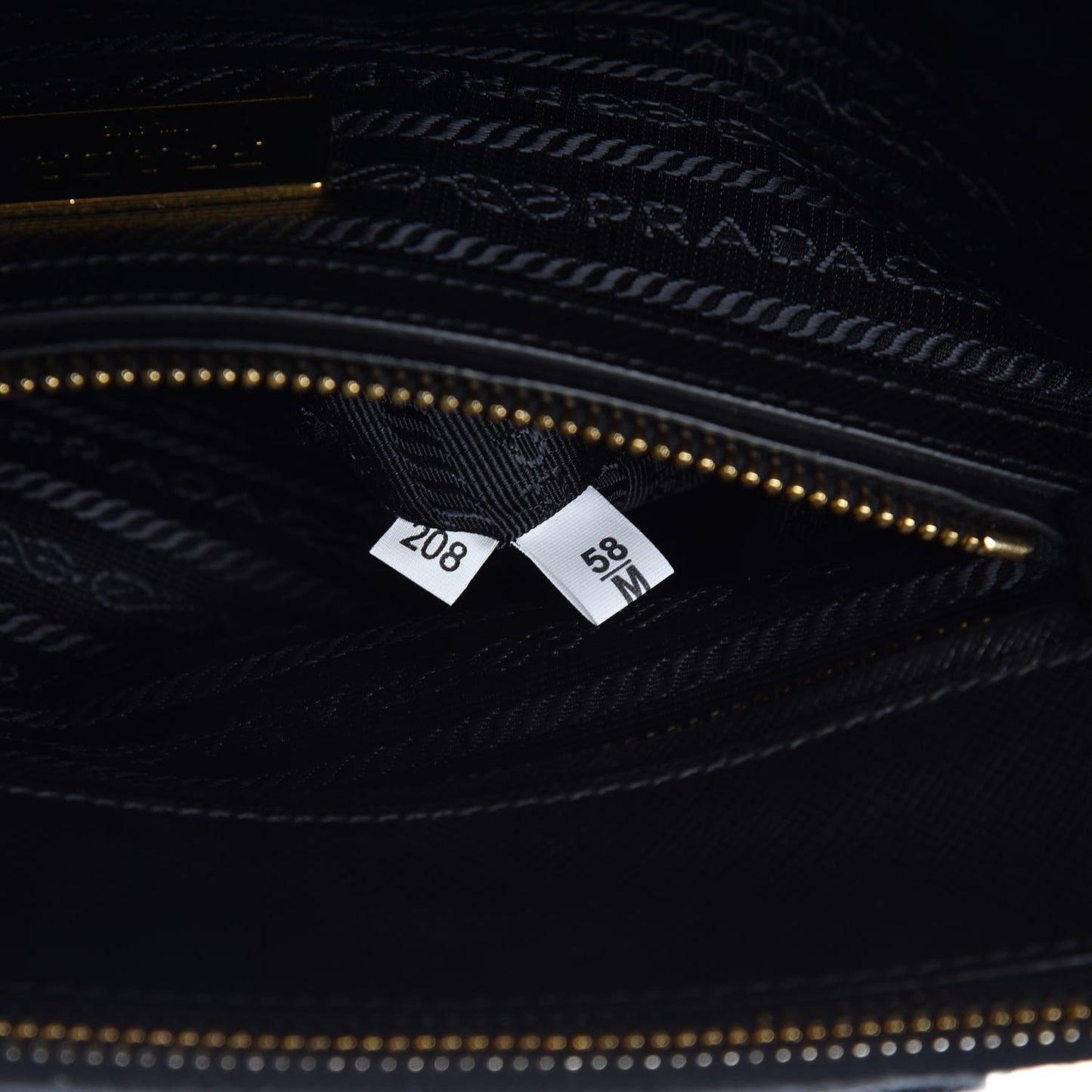 Saffiano Small Galleria Double Zip Tote Black