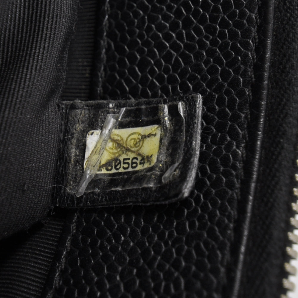 Caviar Quilted Grand Shopping Tote GST Black