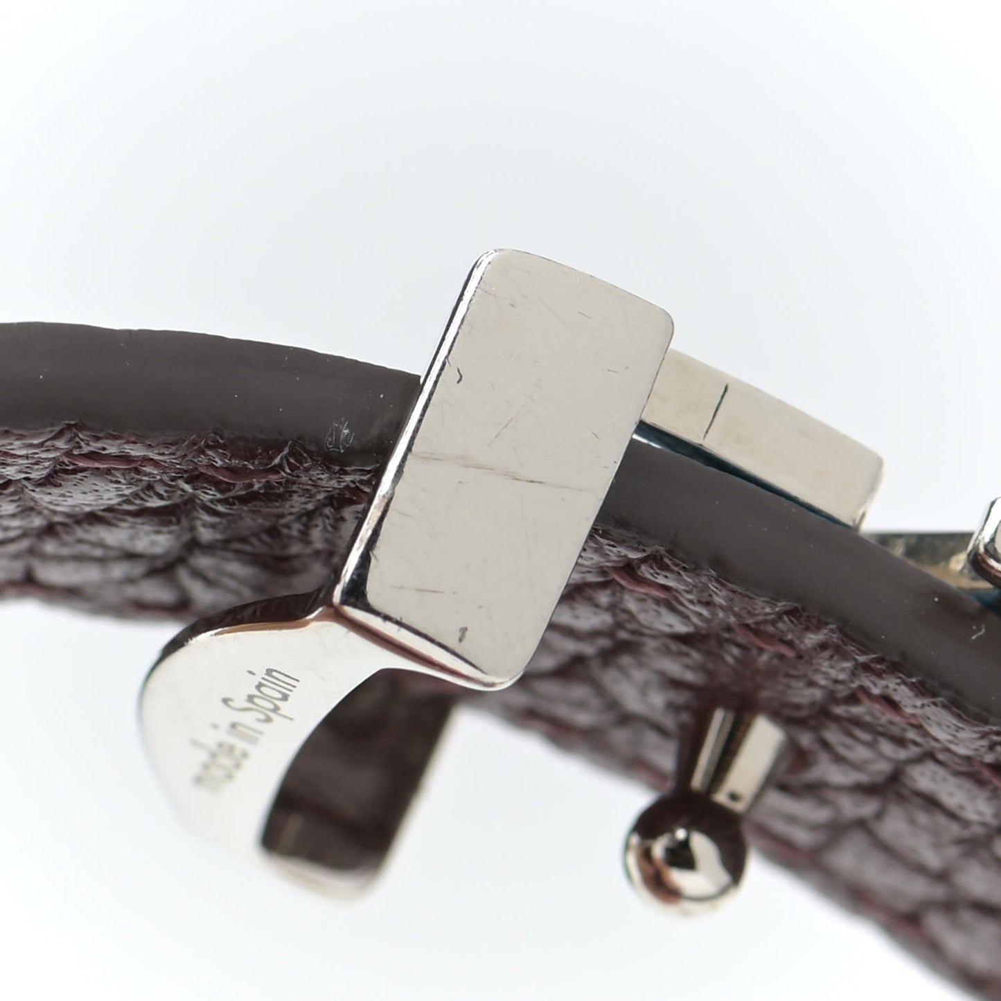 Taurillon LV Initiales Reversible Bracelet Bordeaux Bleuet
