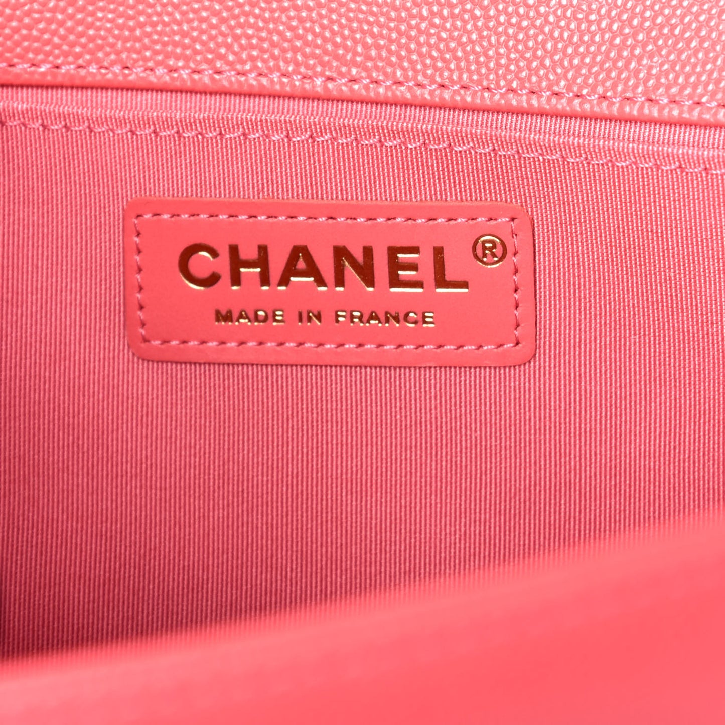 Caviar Quilted Medium Boy Flap Pink