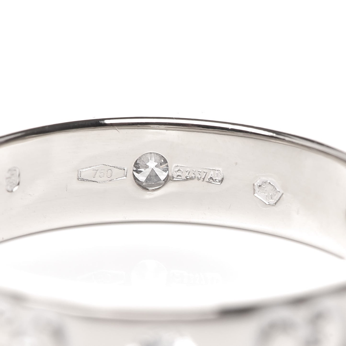 18K White Gold Diamond Icon Band Ring 50 5.25