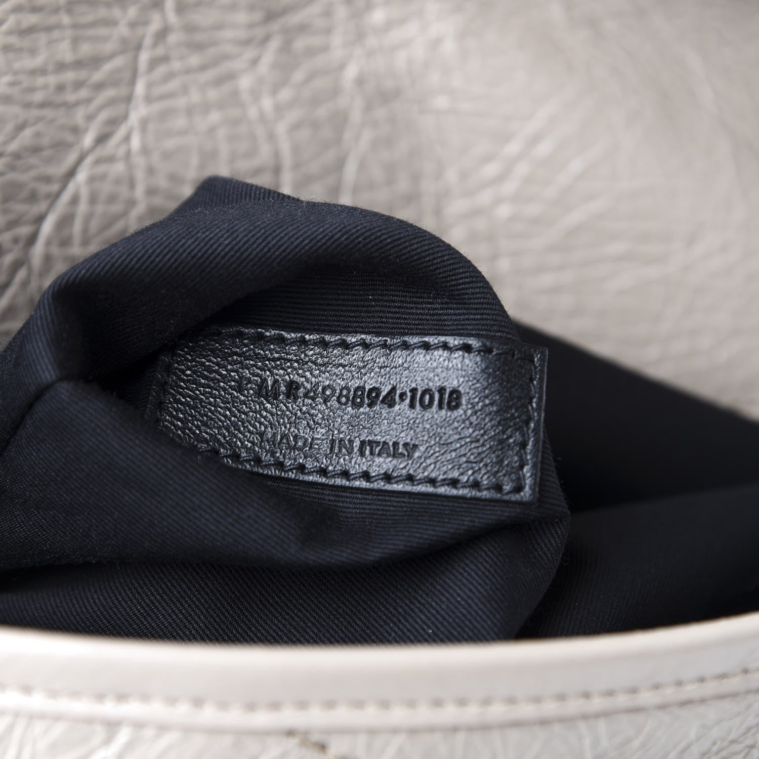 Saint Laurent Crinkled Calfskin Matelasse Monogram Medium Niki Chain Satchel Light Natural 8 of 9