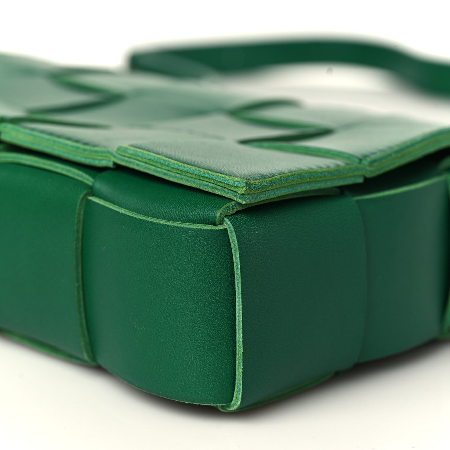 Lambskin Maxi Intrecciato Cassette Crossbody Bag Racing Green