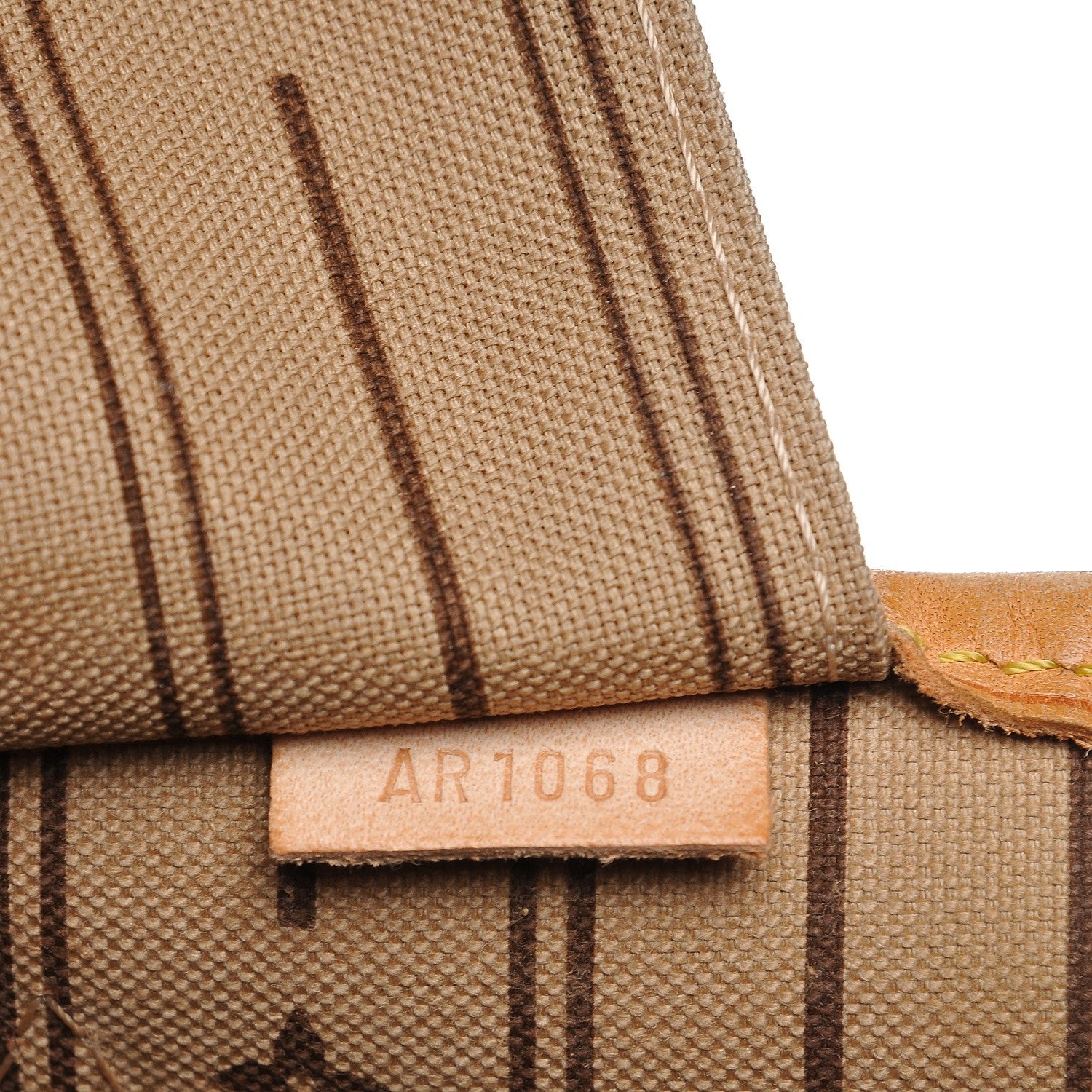 Louis Vuitton Monogram Neverfull MM 7 of 9