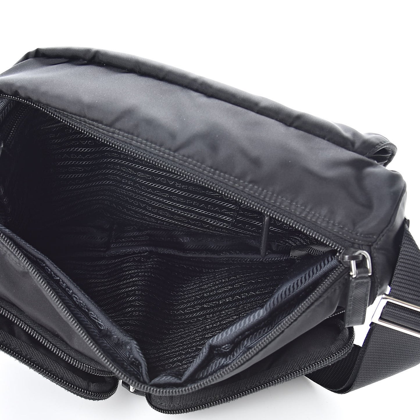 Nylon Vela Messenger Bag Black